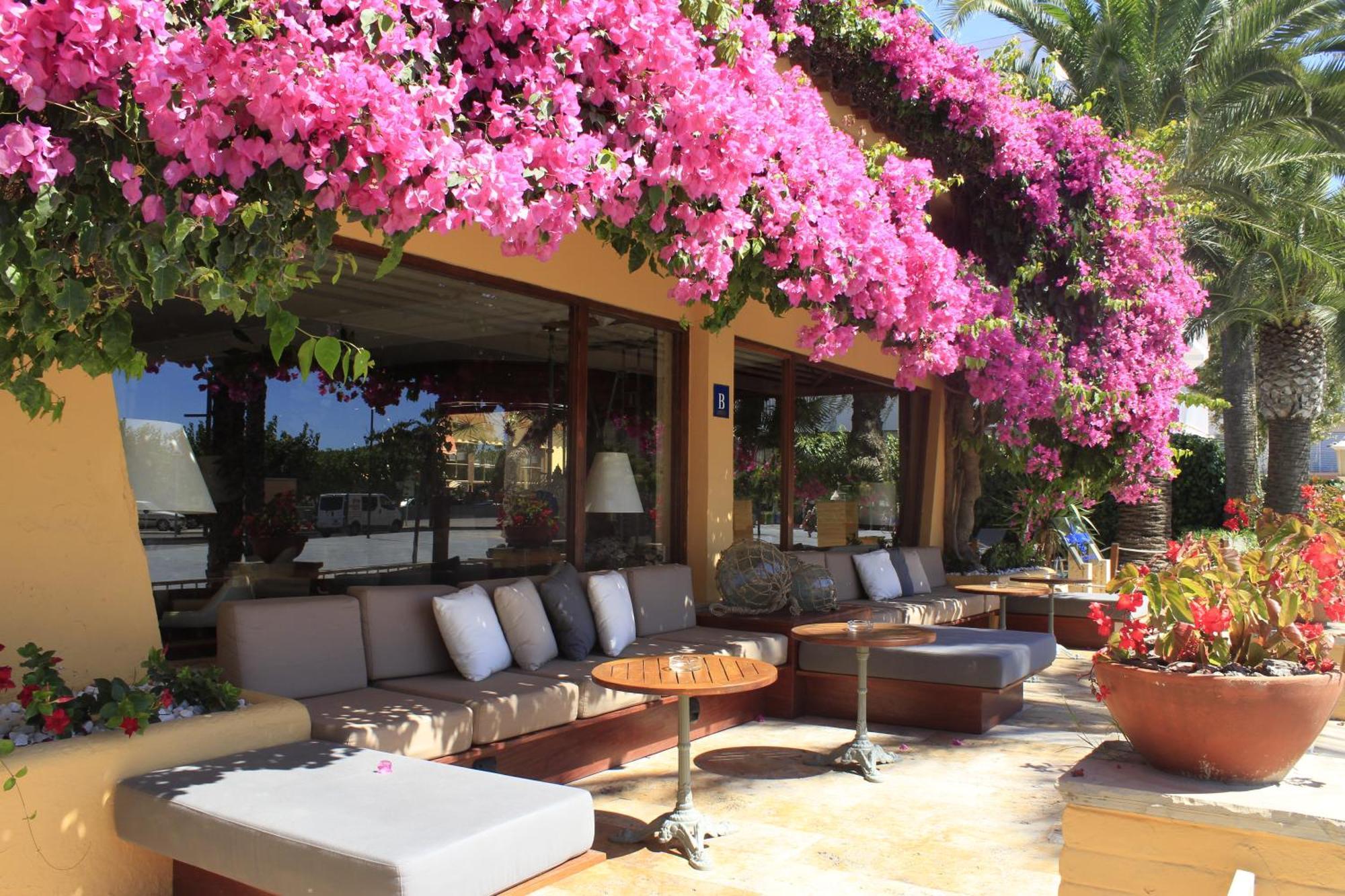 Hotel Restaurant Ceferino Vilanova i la Geltru Exterior photo